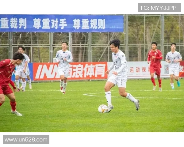 比利时U17对阵捷克U17激战正酣青春足球的激情碰撞与精彩瞬间